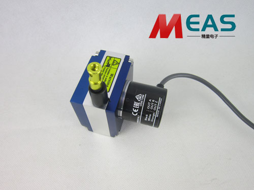 ����λ�ƾ��a����������Һ��ͬ�����ϵ�y(t��ng)�І���